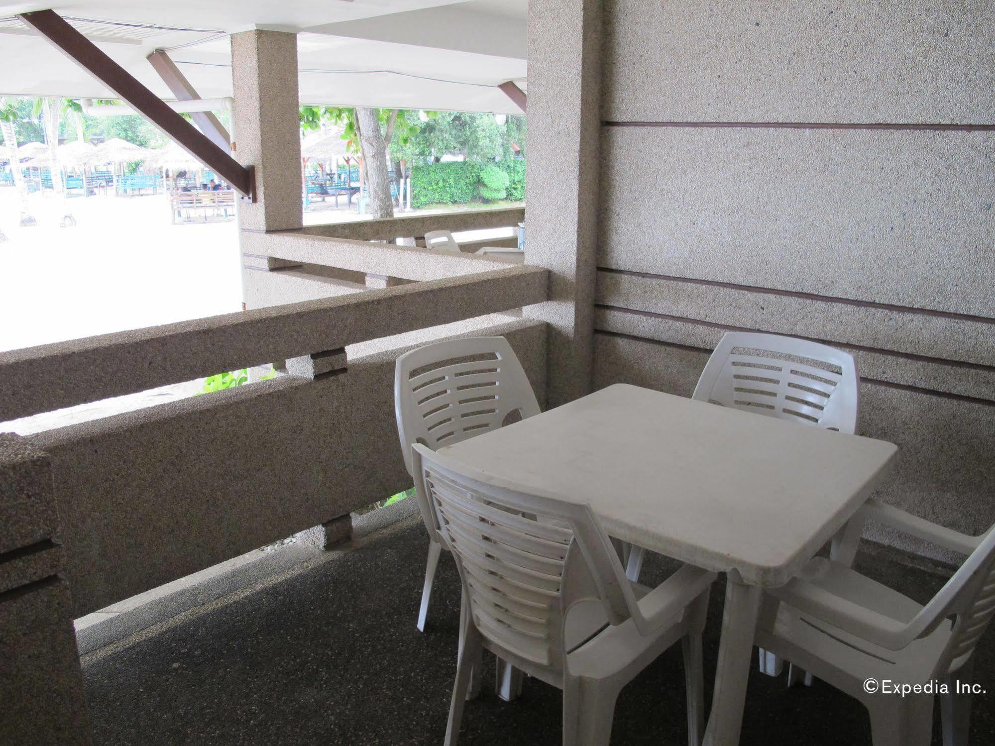 Bluefins Resort Lapu-Lapu City Exterior foto