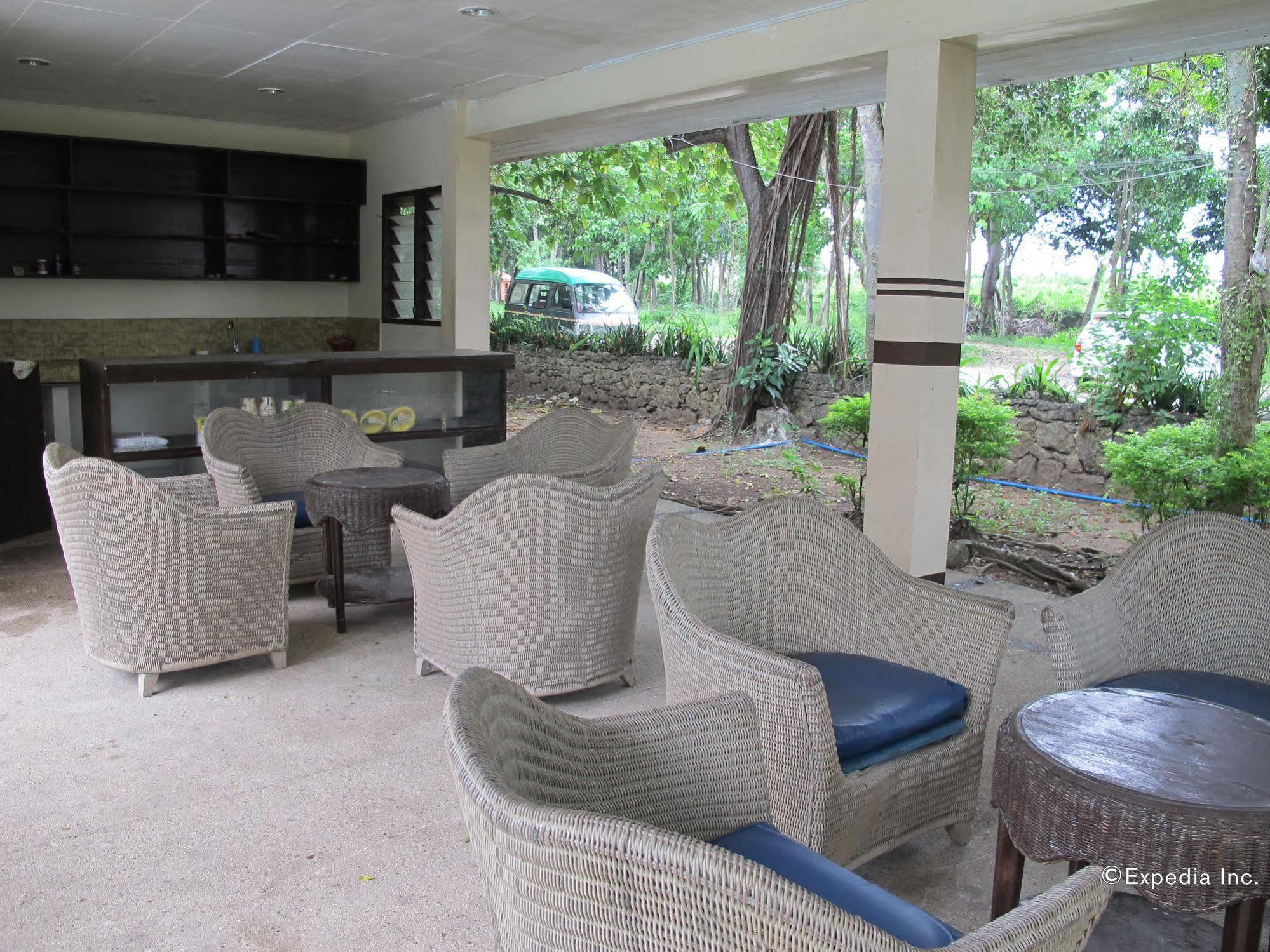 Bluefins Resort Lapu-Lapu City Exterior foto