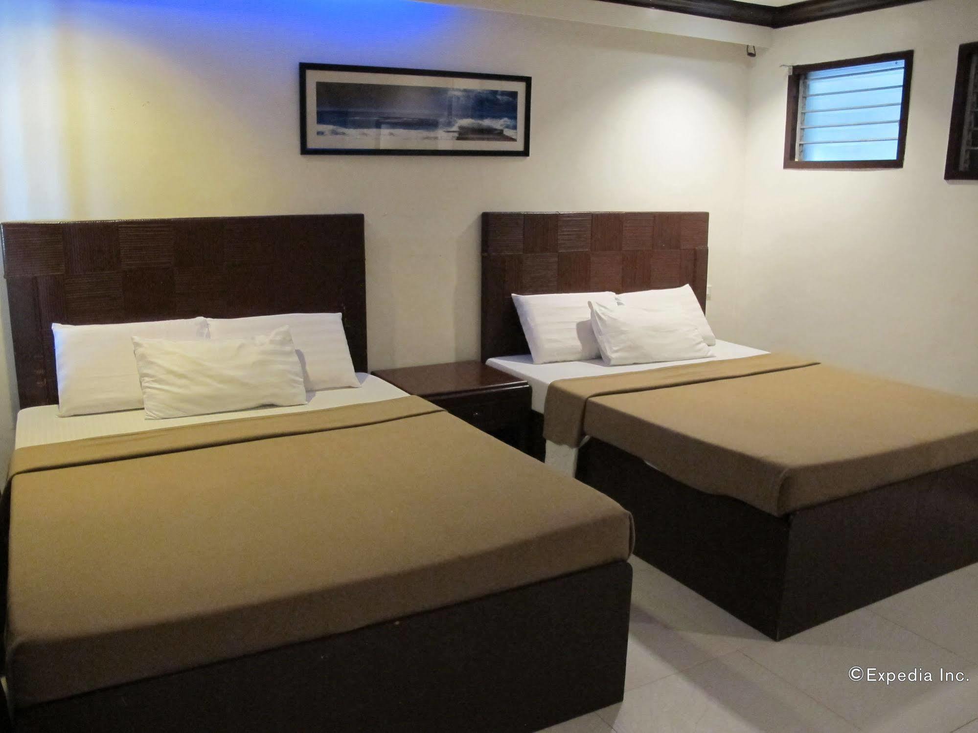 Bluefins Resort Lapu-Lapu City Exterior foto