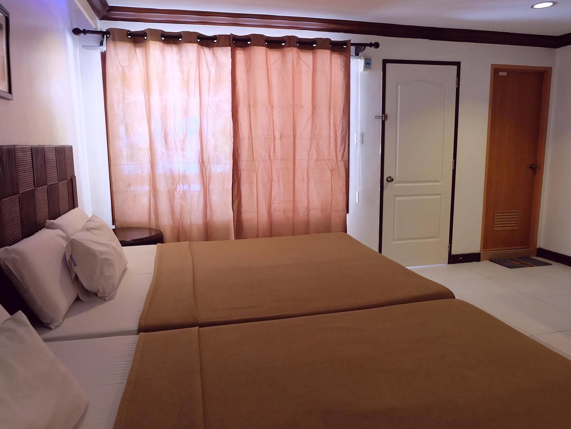 Bluefins Resort Lapu-Lapu City Exterior foto