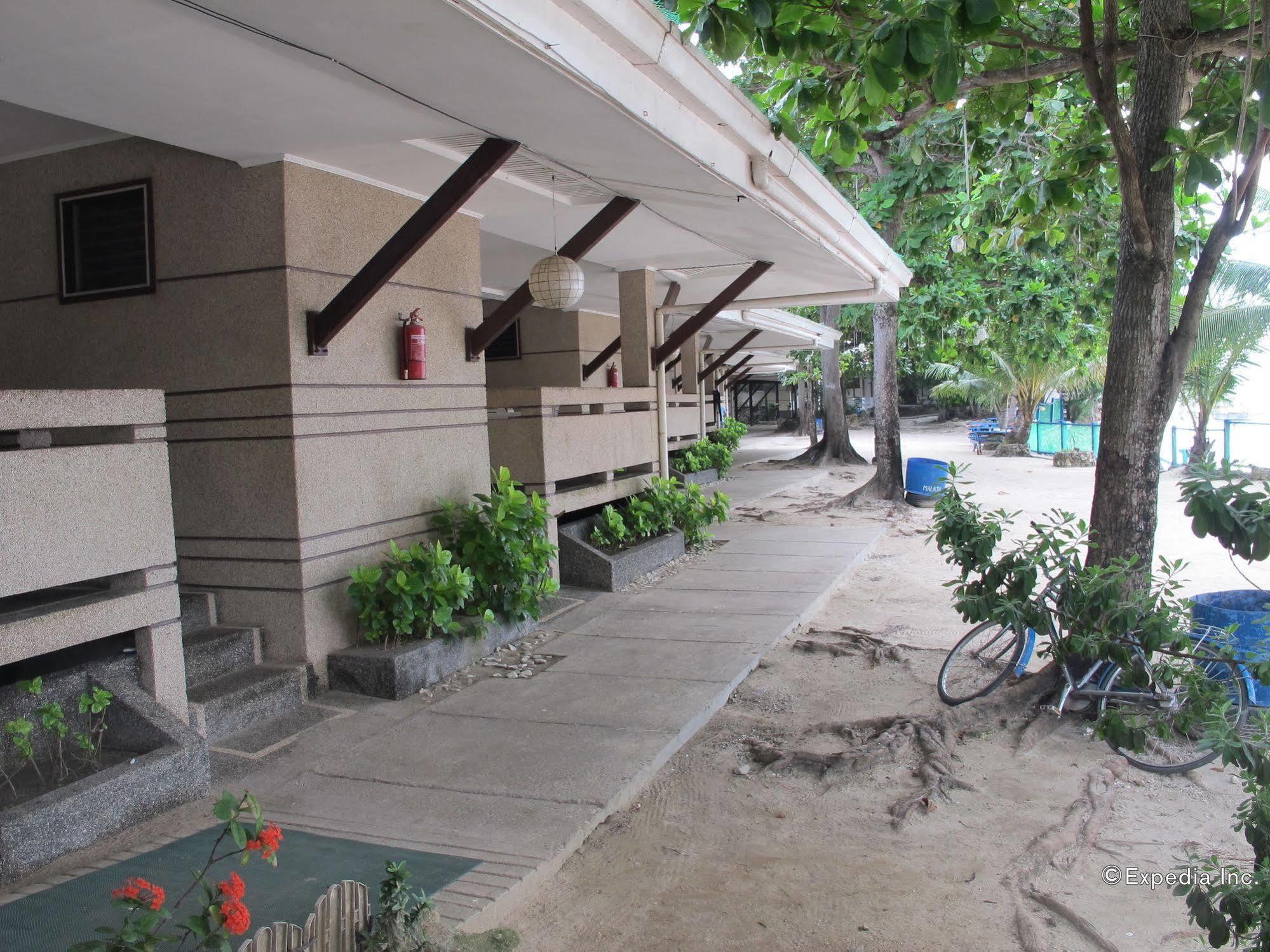 Bluefins Resort Lapu-Lapu City Exterior foto